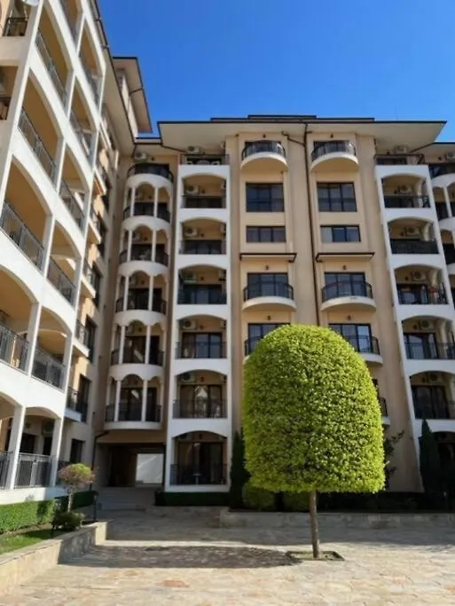 Apartment Golden Sands And Black Sea, Varna